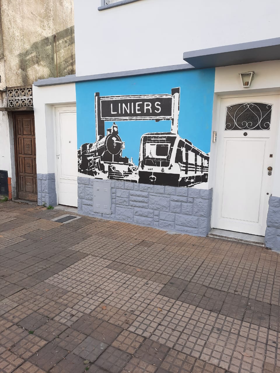 LINIERS